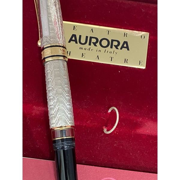 Fountain Pen - Image 9