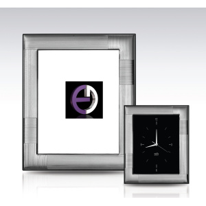 Cornice Argento con Righe
